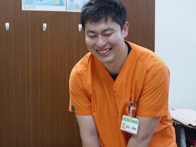 インタビュー